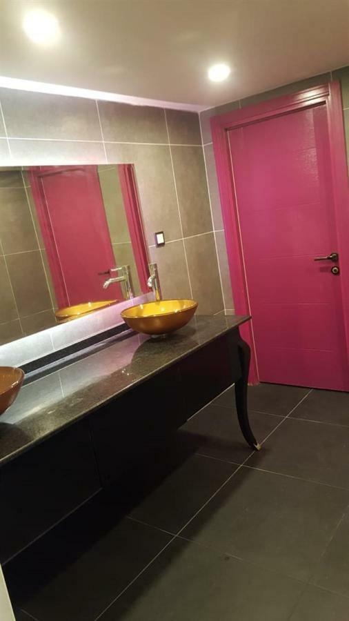 Ozturk Hotel Анталия Екстериор снимка